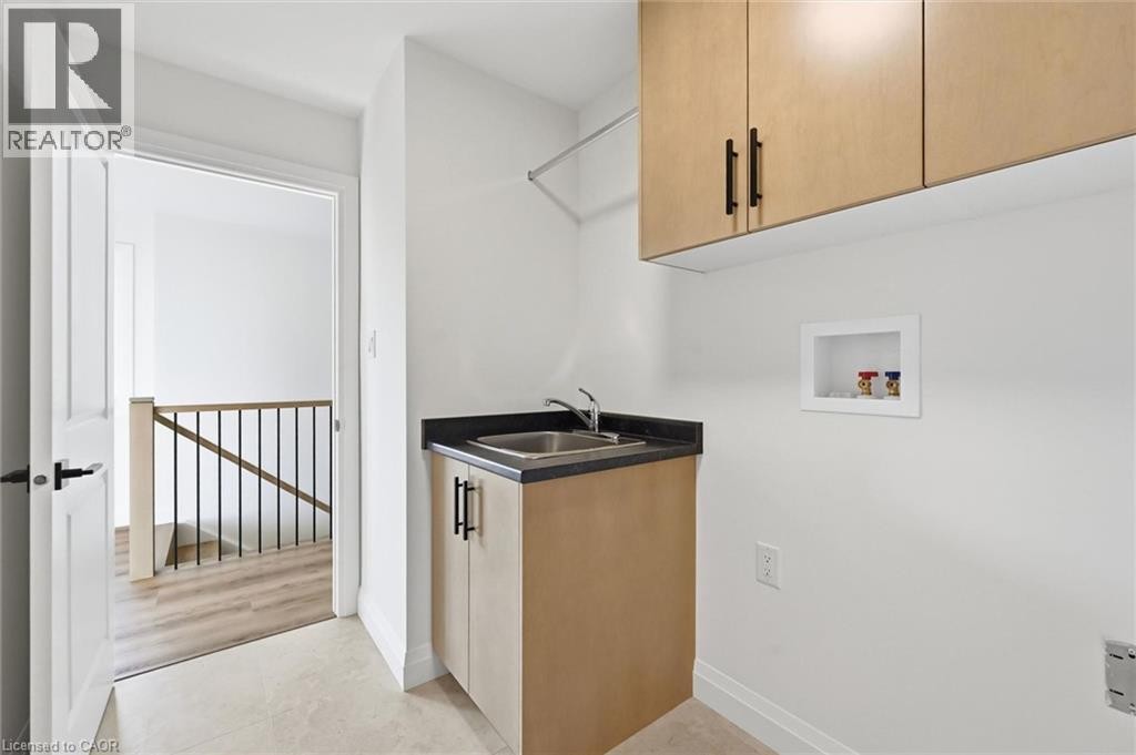 48 Melbourne Street, Hamilton, ON