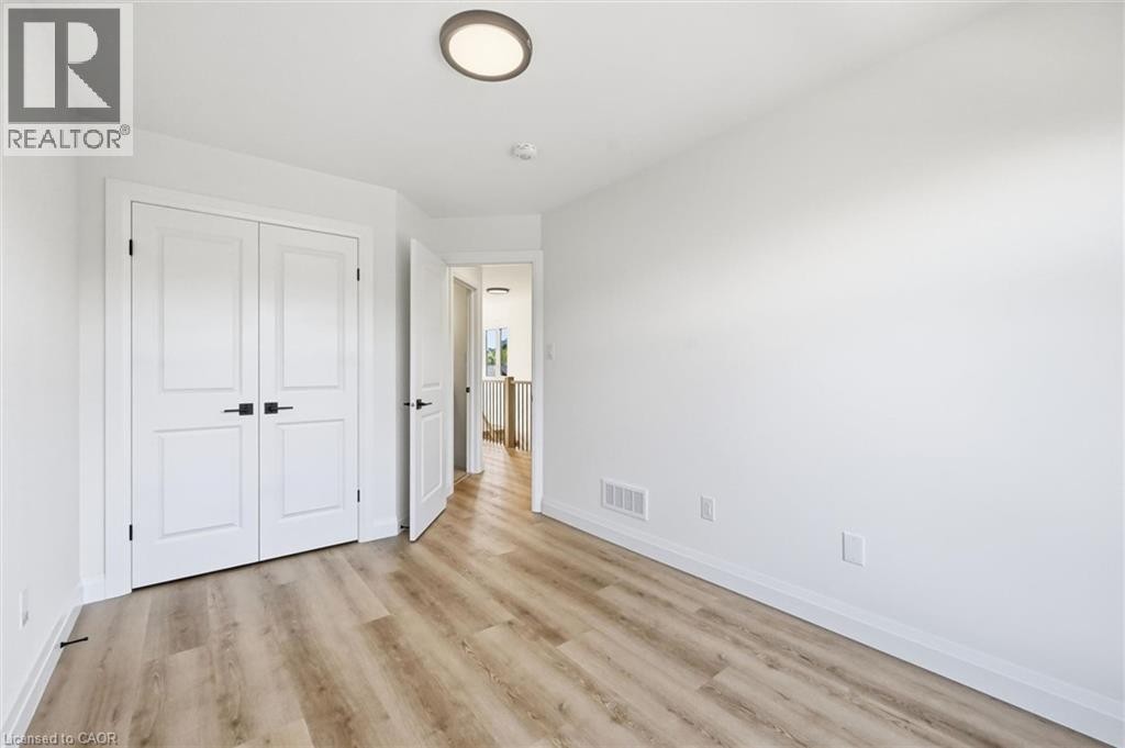 48 Melbourne Street, Hamilton, ON