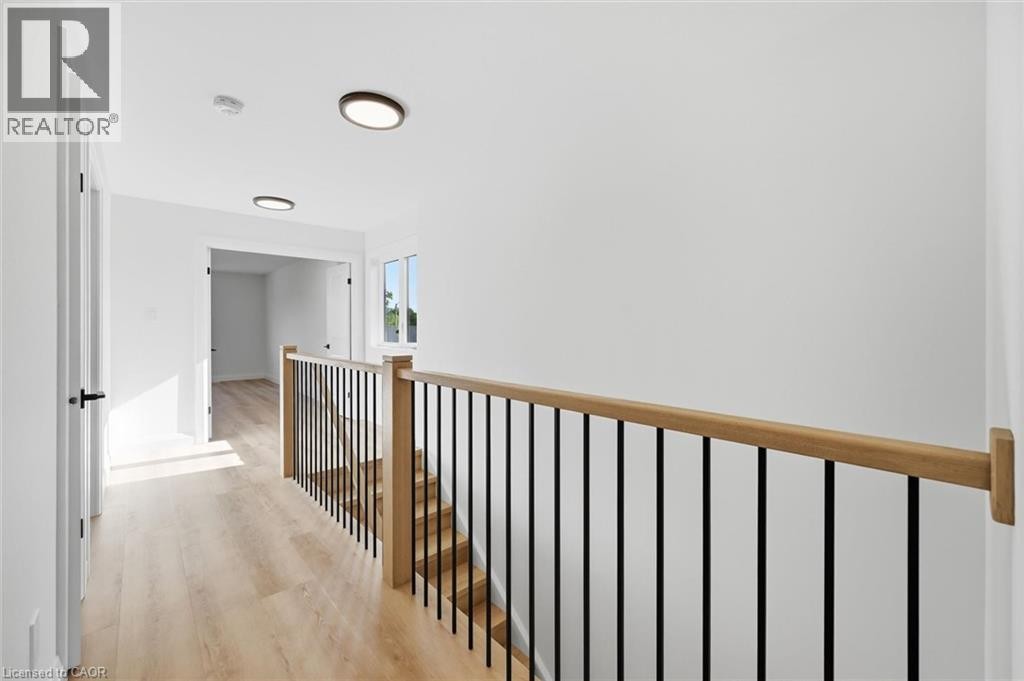 48 Melbourne Street, Hamilton, ON