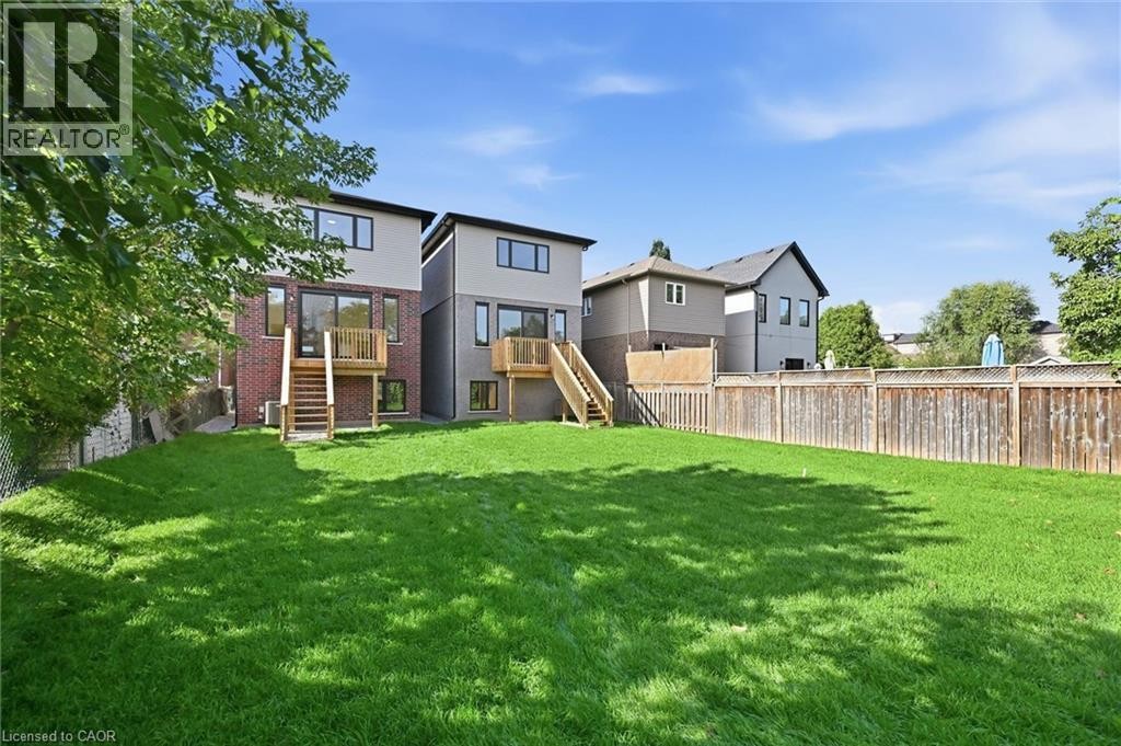 48 Melbourne Street, Hamilton, ON