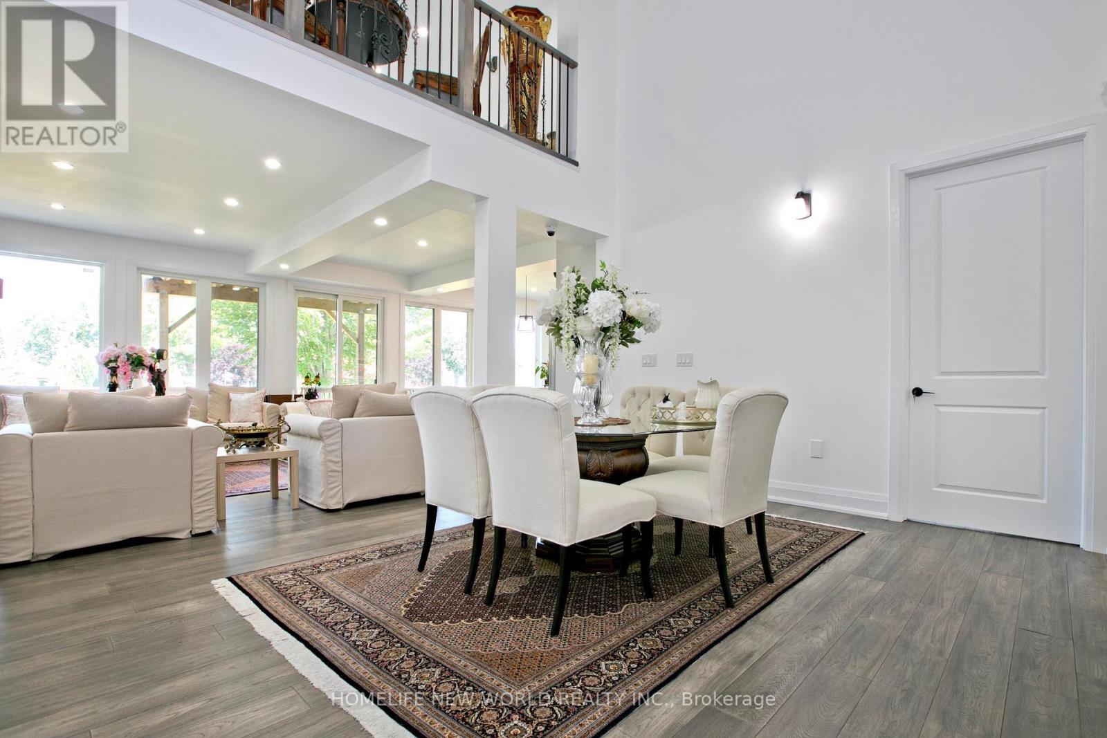62 Simcoe Road, Ramara, ON - Indoor Photo Showing Kitchen With Double Sink With Upgraded Kitchen