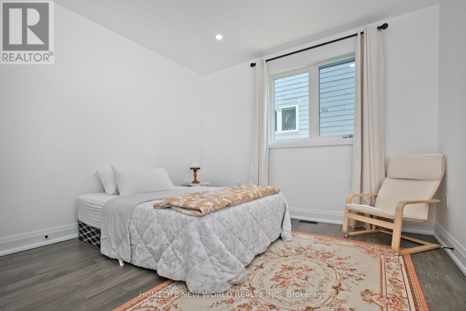 62 Simcoe Road, Ramara, ON - Indoor Photo Showing Kitchen With Upgraded Kitchen