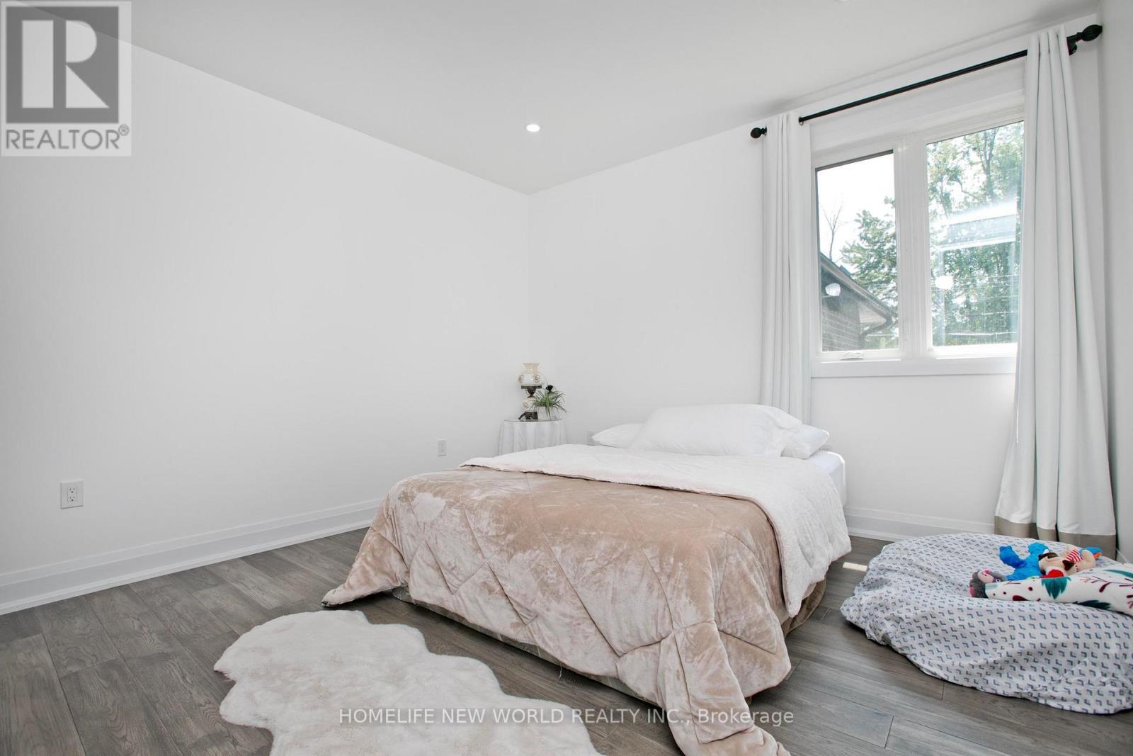 62 Simcoe Road, Ramara, ON - Indoor Photo Showing Bedroom