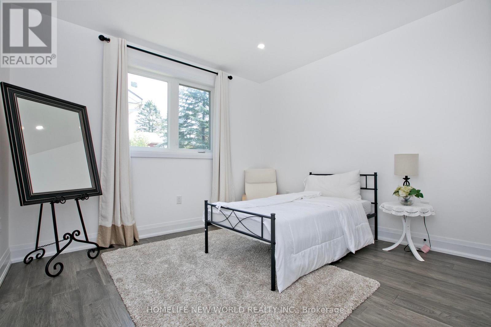62 Simcoe Road, Ramara, ON - Indoor Photo Showing Dining Room