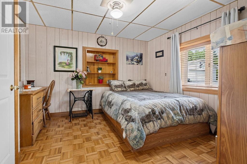 58 Blaffert, Wahnapitae, ON - Indoor Photo Showing Bedroom