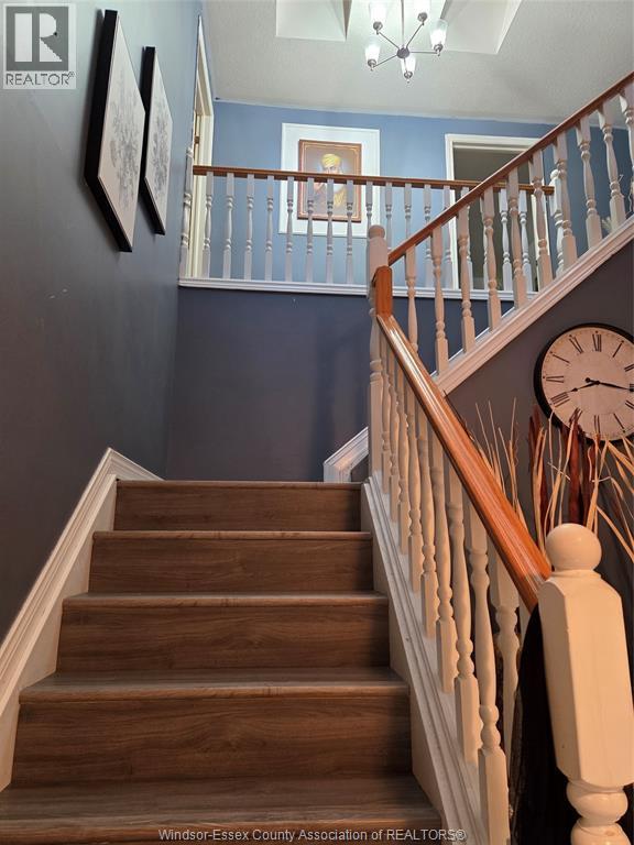 478 Flora, Windsor, ON