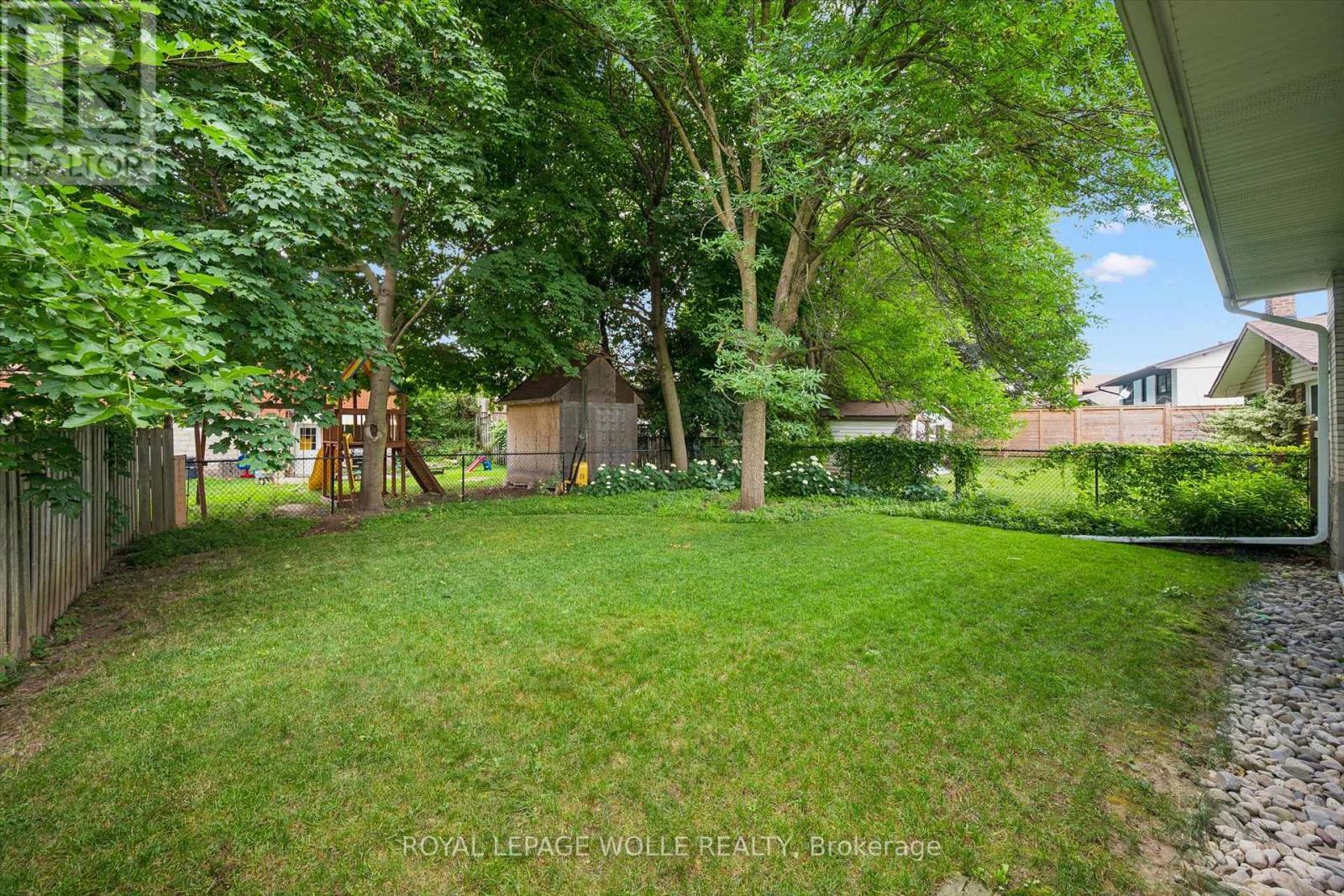 14 Ruskview Road, Kitchener, ON