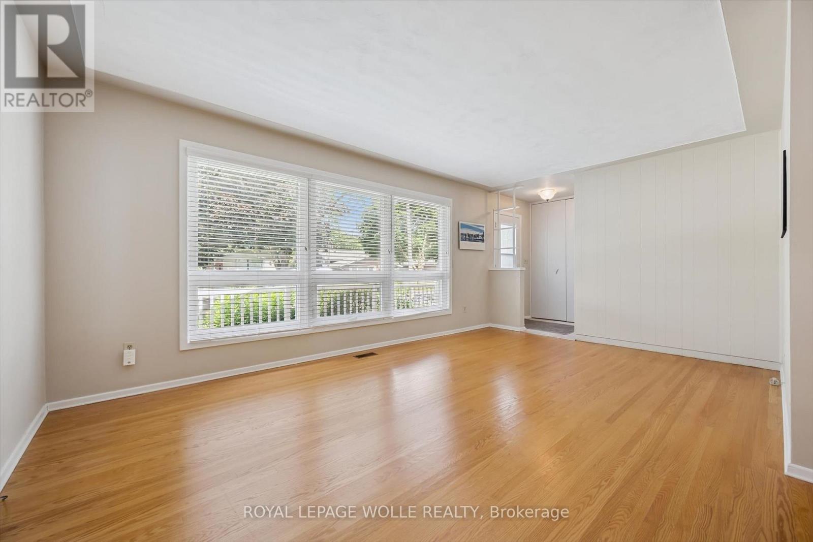14 Ruskview Road, Kitchener, ON