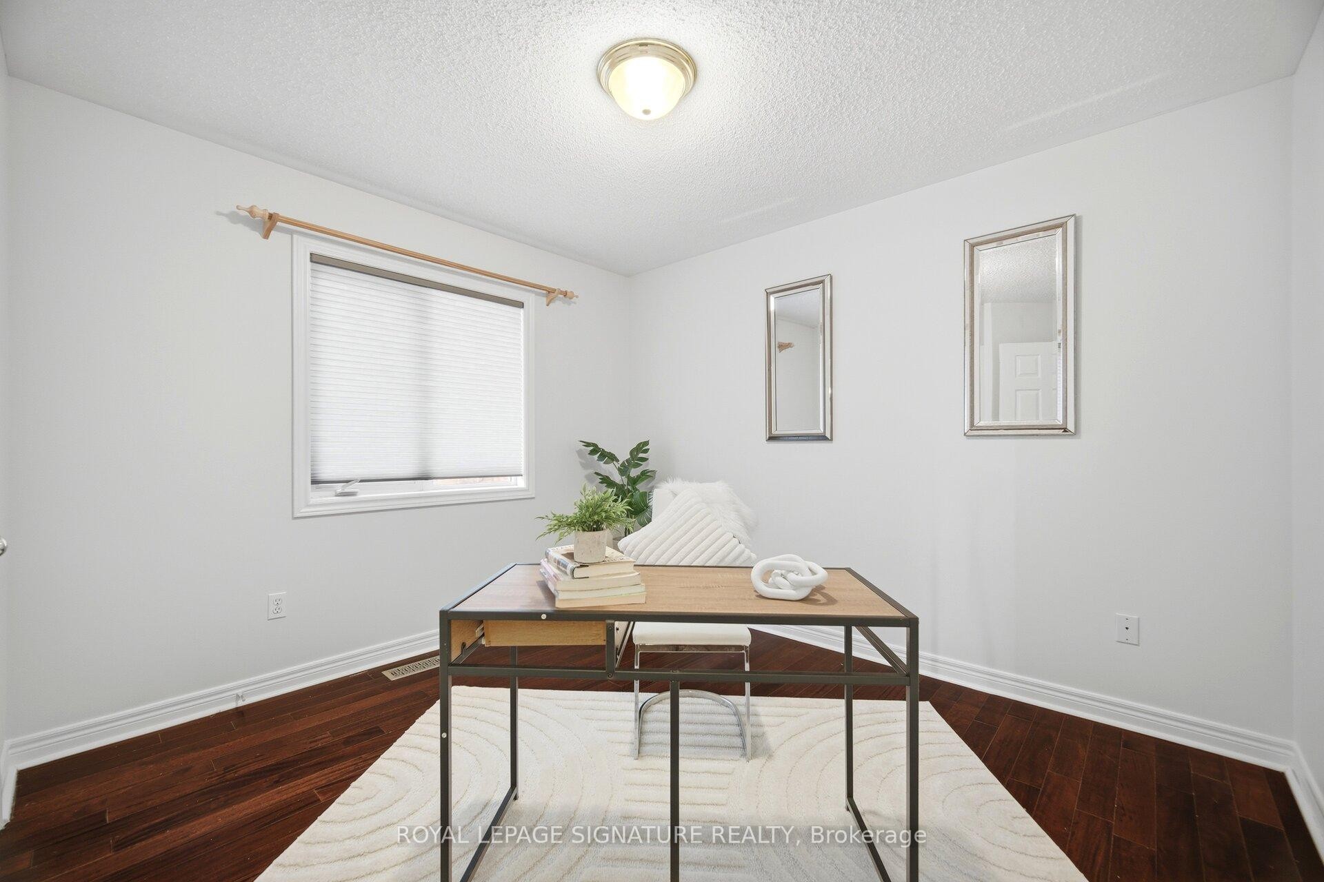 901 Knotty Pine Grove, Mississauga, ON - Indoor