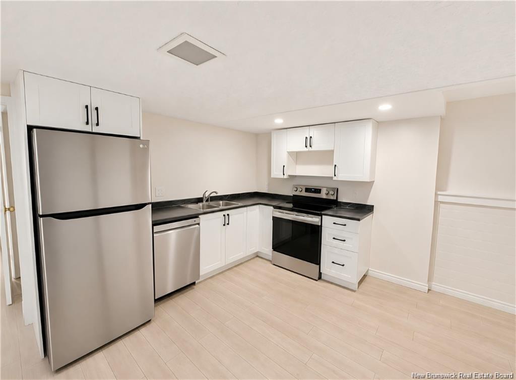 23 Pembroke St, Riverview, NB