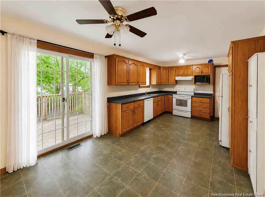 23 Pembroke St, Riverview, NB