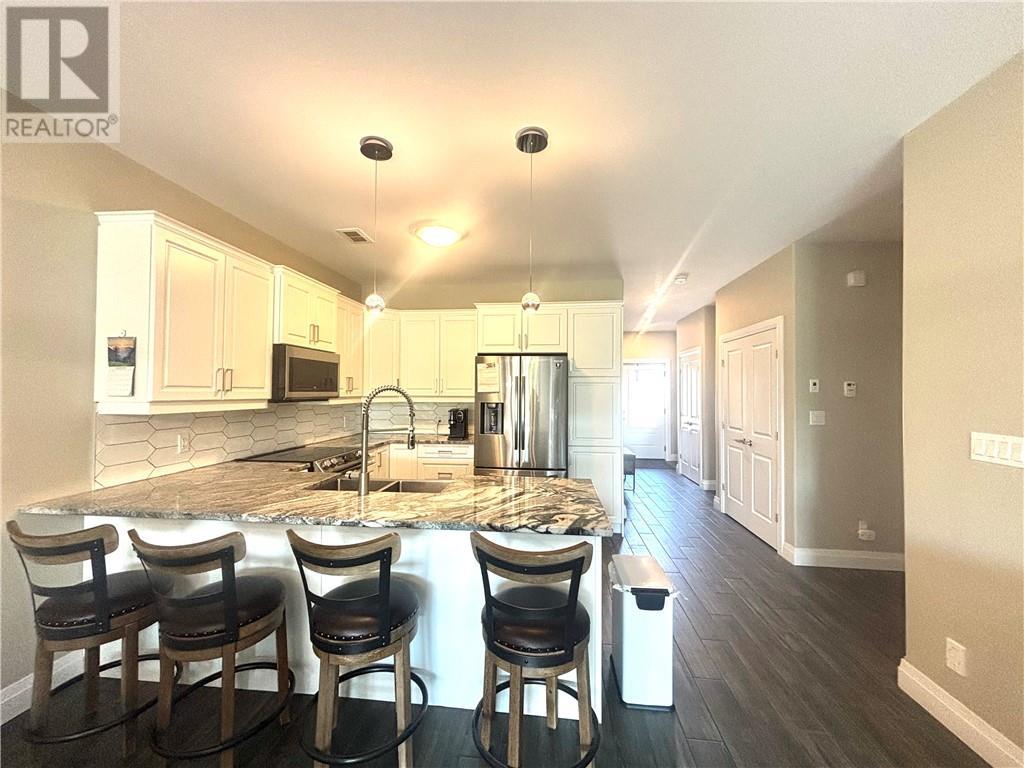 2512 Parkview Drive Unit# E16, Azilda, ON