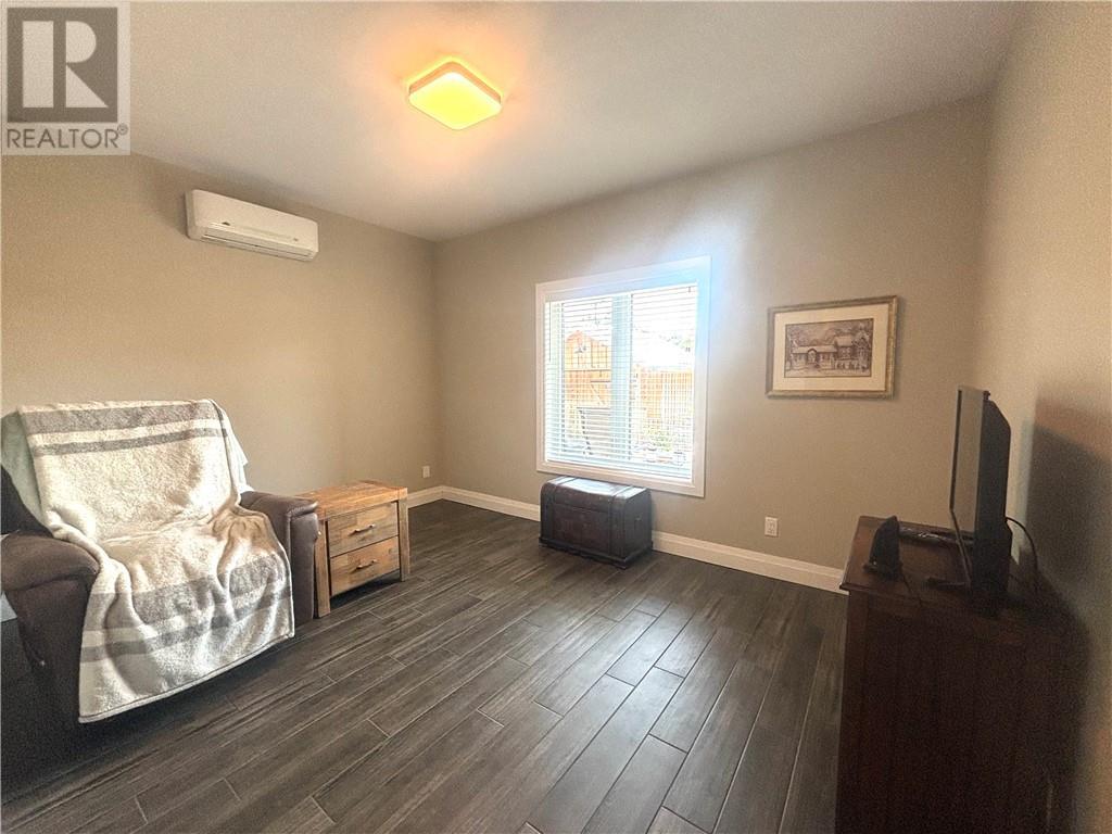 2512 Parkview Drive Unit# E16, Azilda, ON