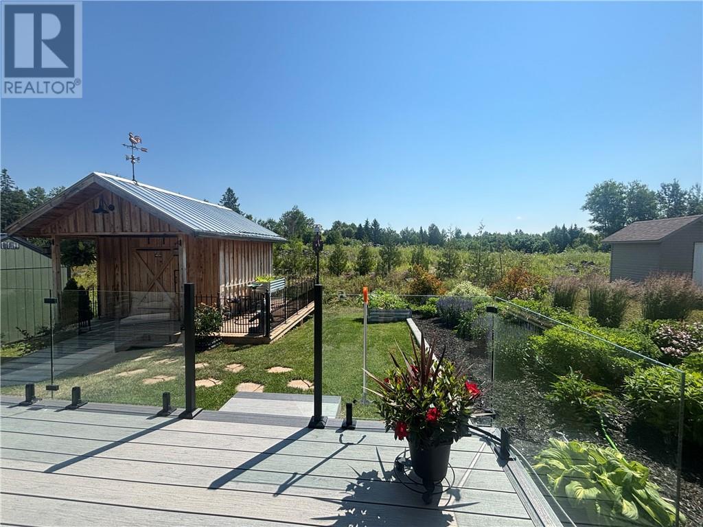 2512 Parkview Drive Unit# E16, Azilda, ON
