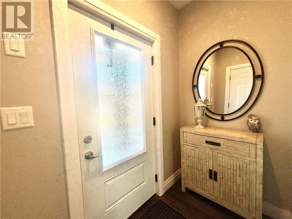2512 Parkview Drive Unit# E16, Azilda, ON