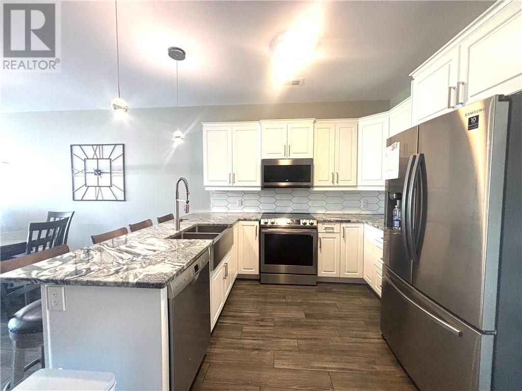 2512 Parkview Drive Unit# E16, Azilda, ON