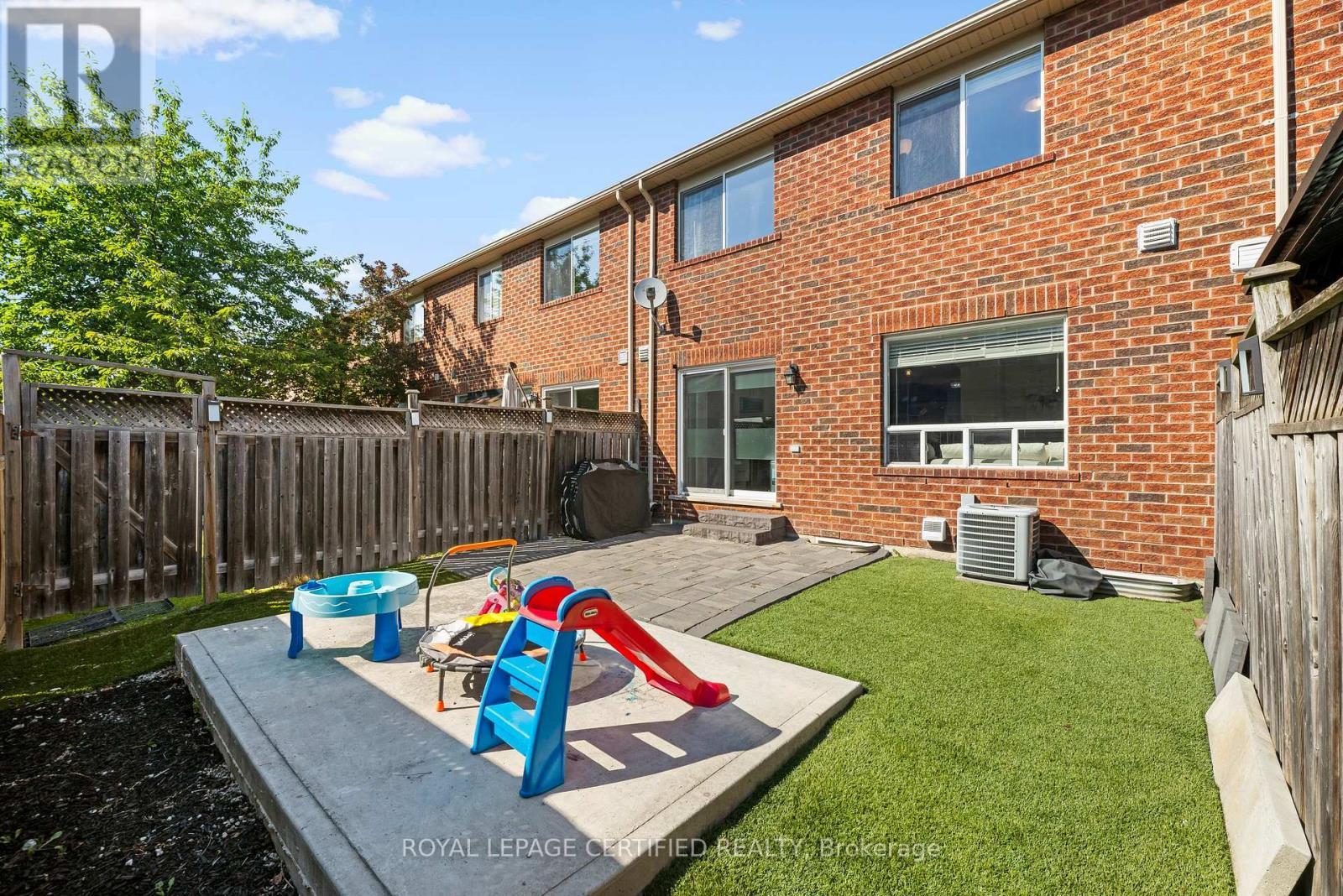 938 Burrows Gate, Milton, ON