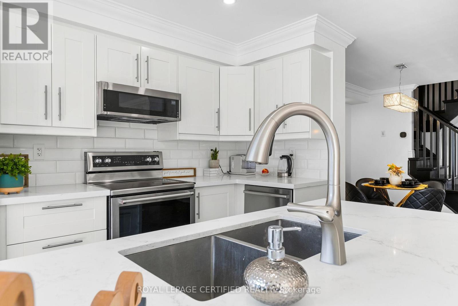 938 Burrows Gate, Milton, ON