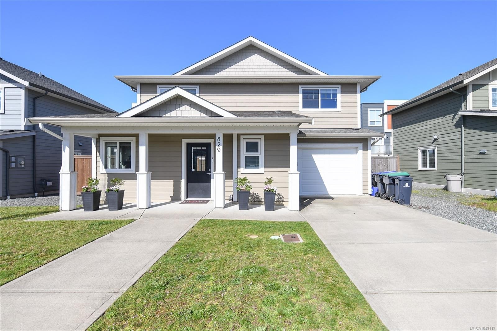 829 Tracker Pl, Comox, BC