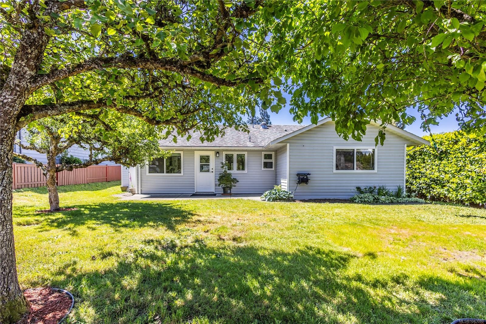 2638 Ernhill Dr, Langford, BC