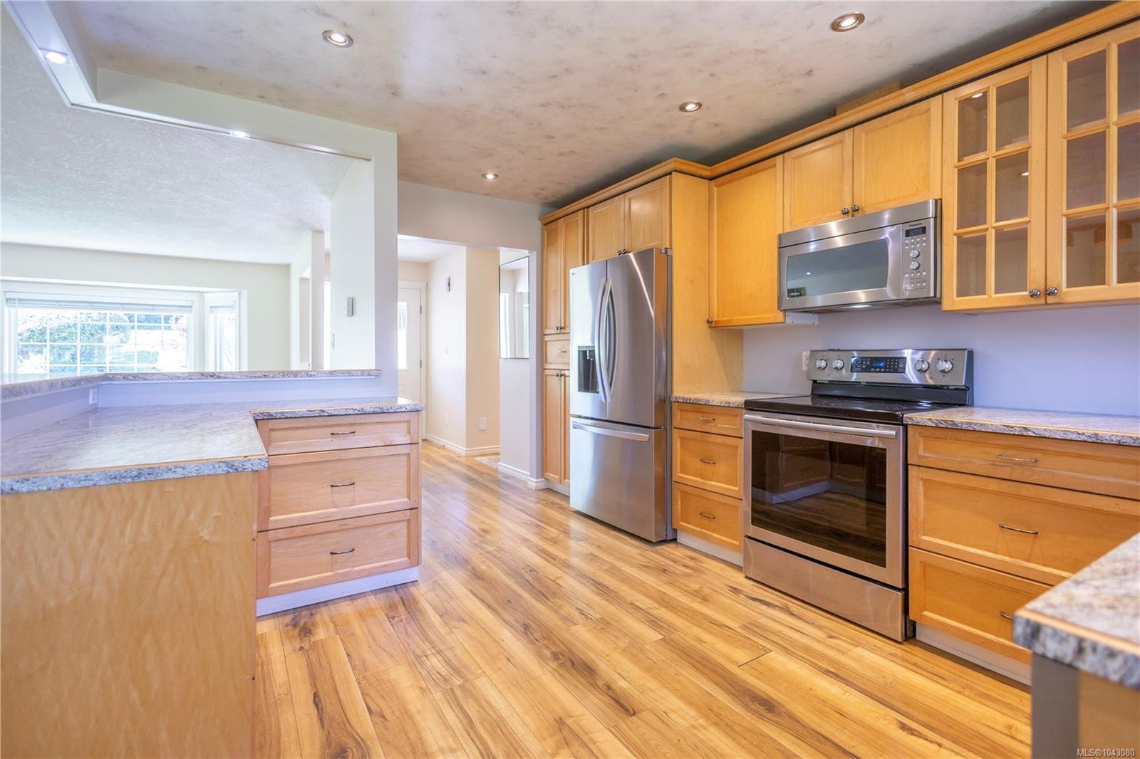 2638 Ernhill Dr, Langford, BC