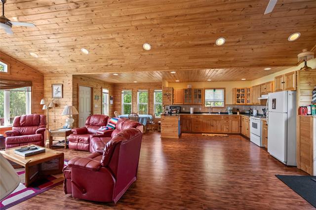 52927 Main St, Manigotagan, MB