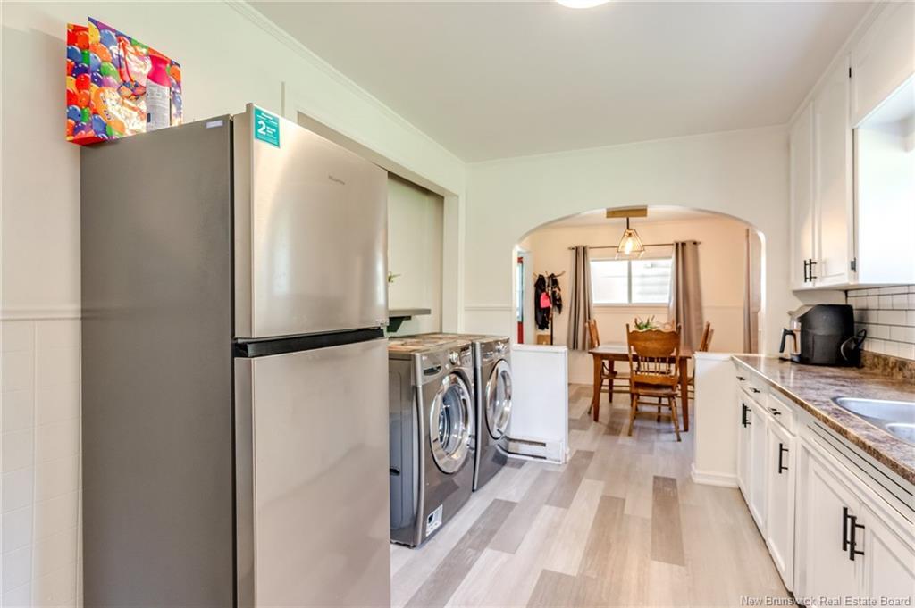 298 Westmorland Rd, Saint John, NB - Indoor Photo Showing Laundry Room
