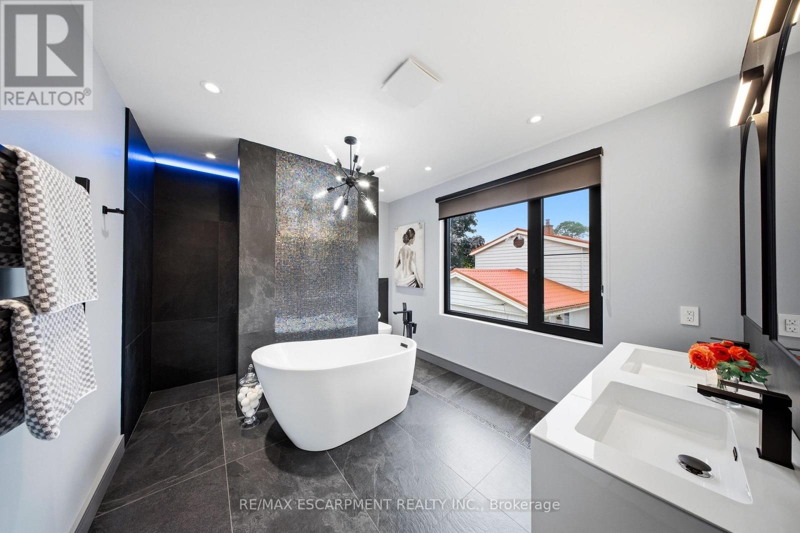 1617 Trotwood Avenue, Mississauga, ON - Indoor Photo Showing Other Room