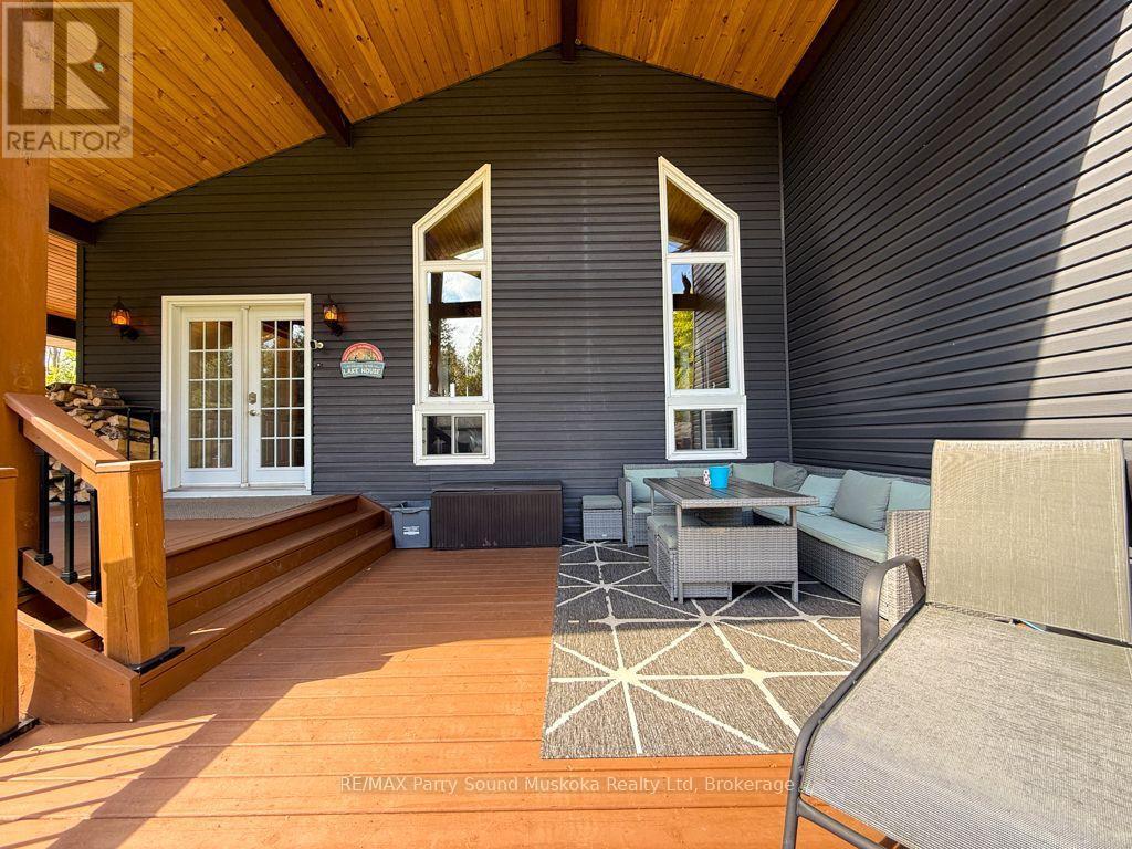 127 Burnetts Road, Mckellar, ON - Outdoor With Deck Patio Veranda With Exterior