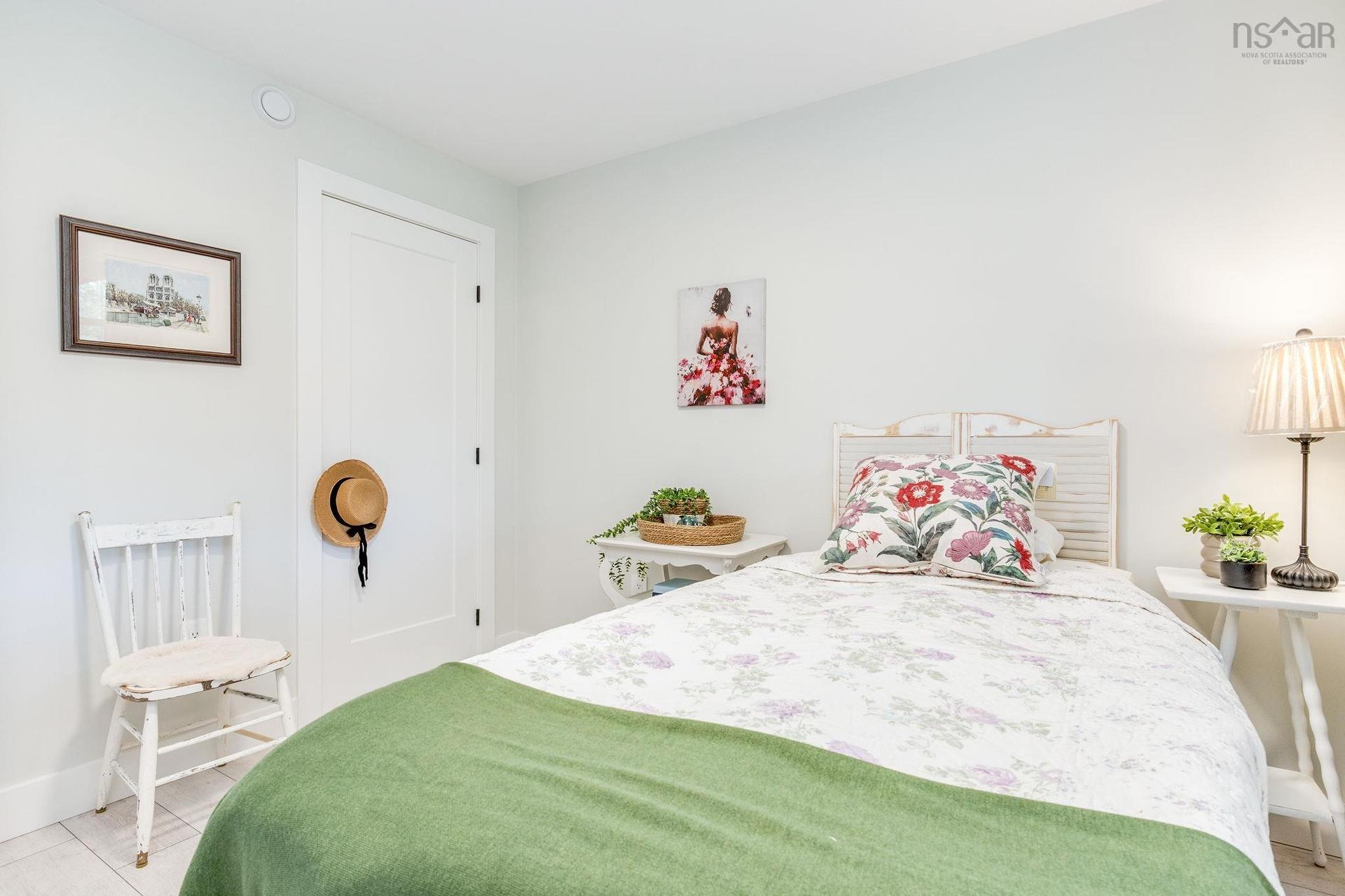 2 Owdis Avenue, Lantz, NS - Indoor Photo Showing Bedroom