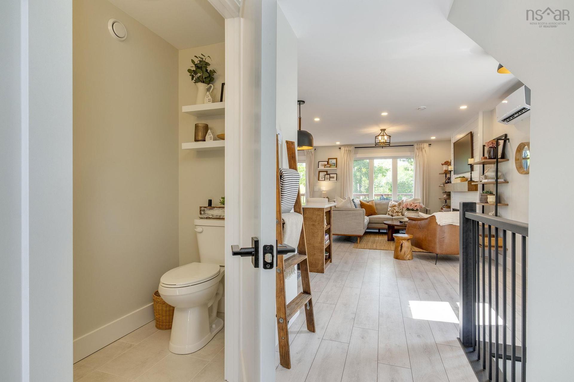 2 Owdis Avenue, Lantz, NS - Indoor