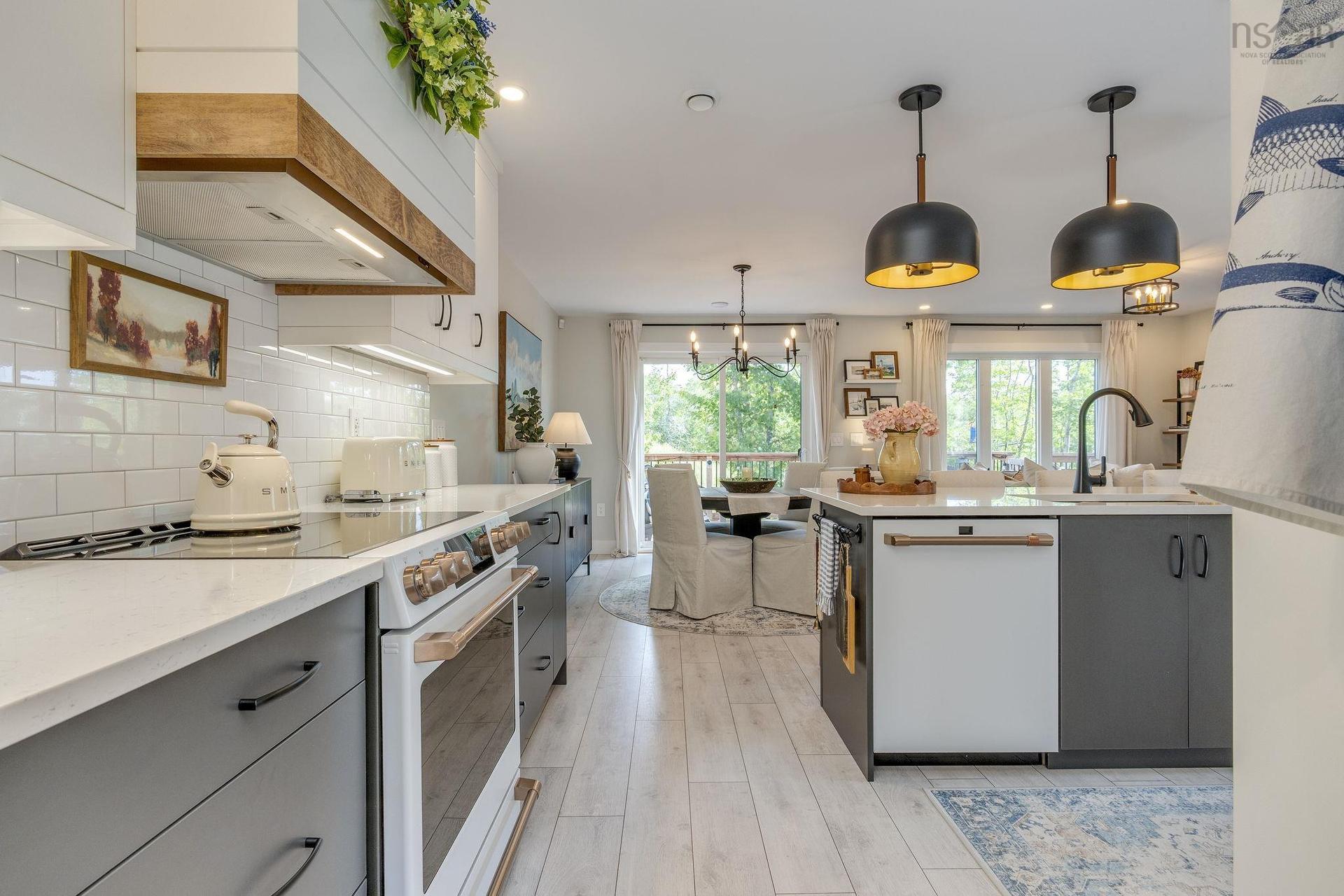 2 Owdis Avenue, Lantz, NS - Indoor Photo Showing Kitchen