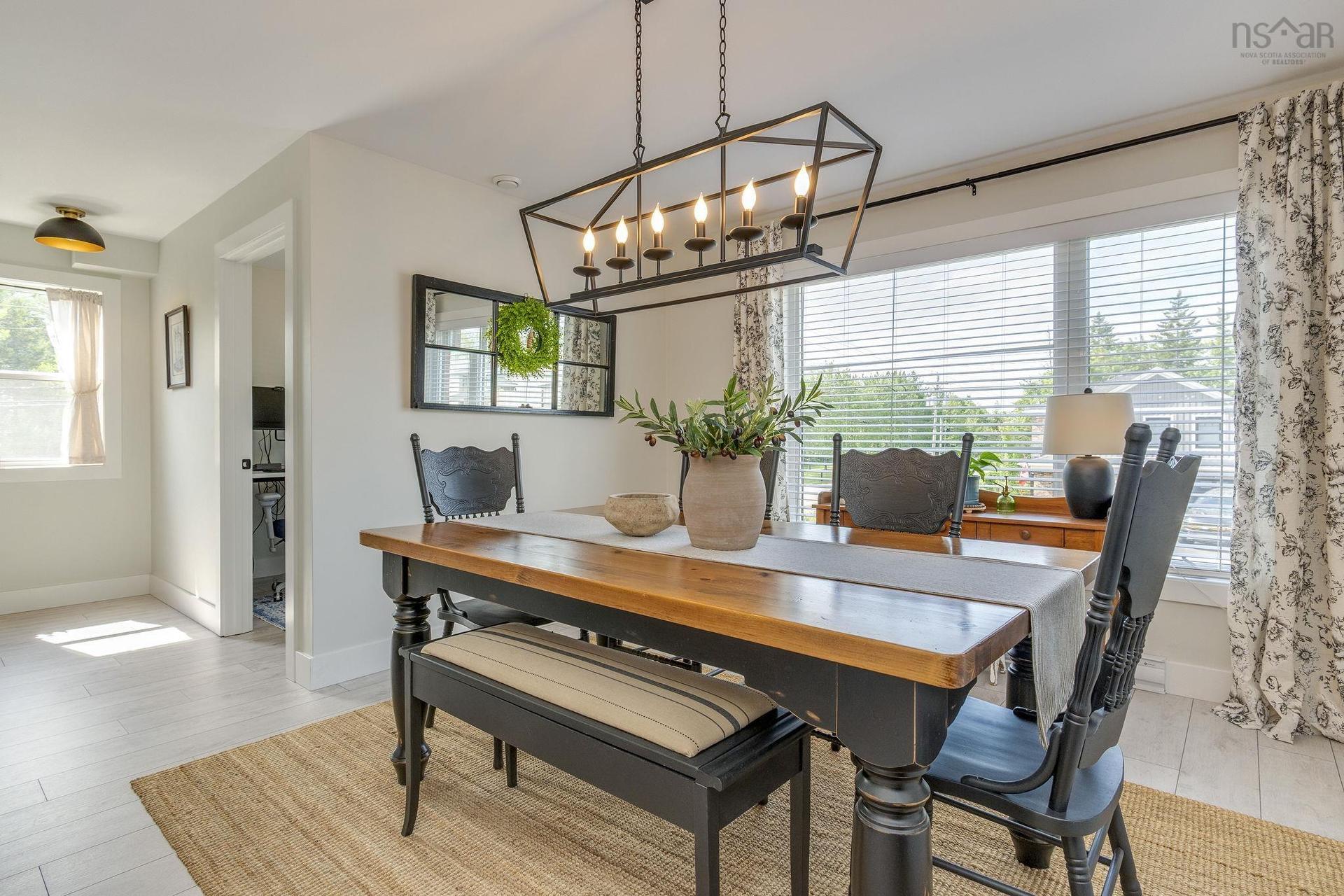 2 Owdis Avenue, Lantz, NS - Indoor Photo Showing Dining Room