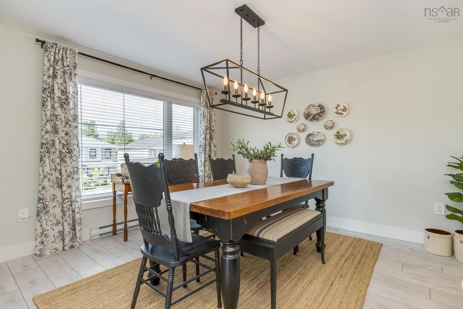 2 Owdis Avenue, Lantz, NS - Indoor Photo Showing Dining Room