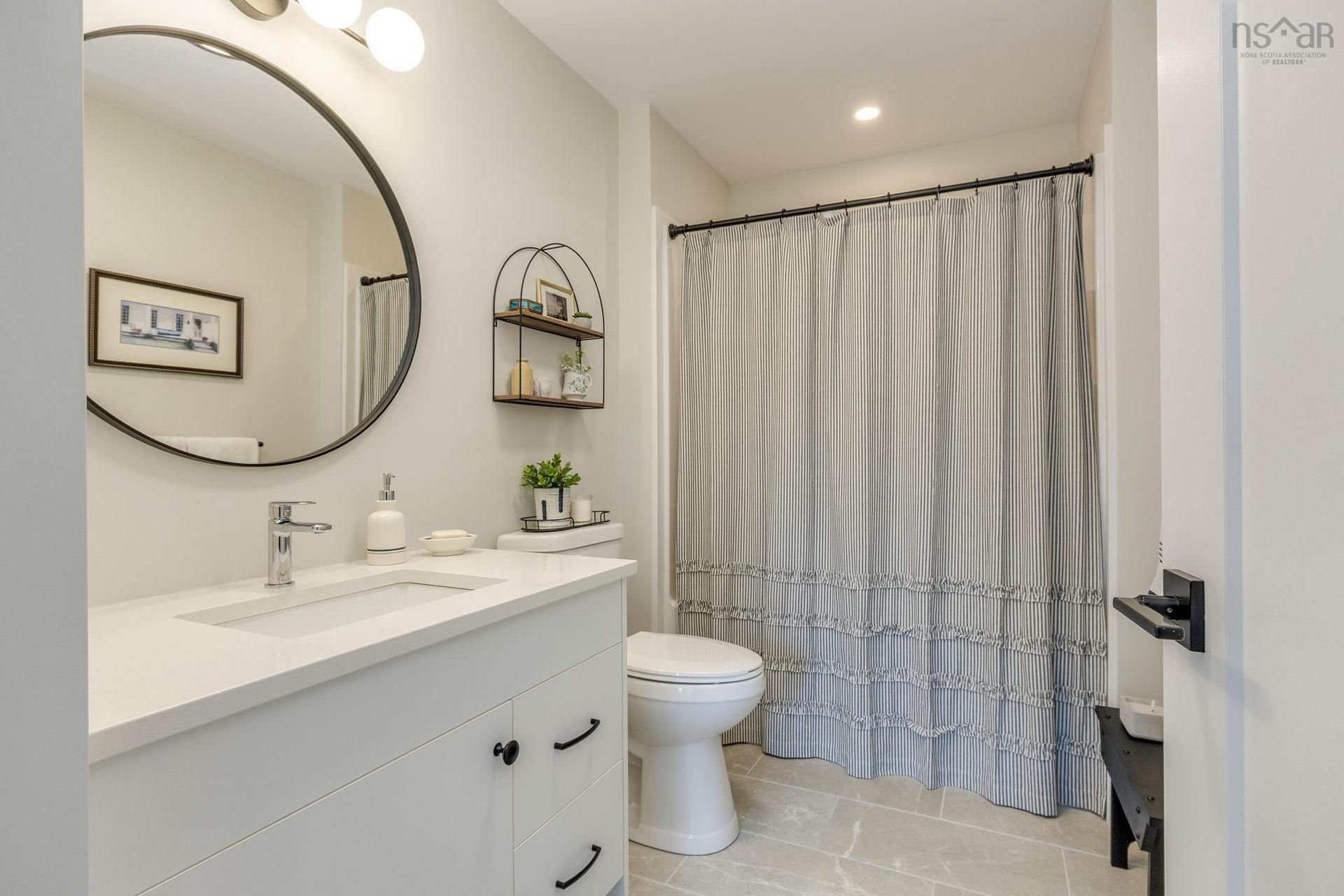 2 Owdis Avenue, Lantz, NS - Indoor Photo Showing Bathroom