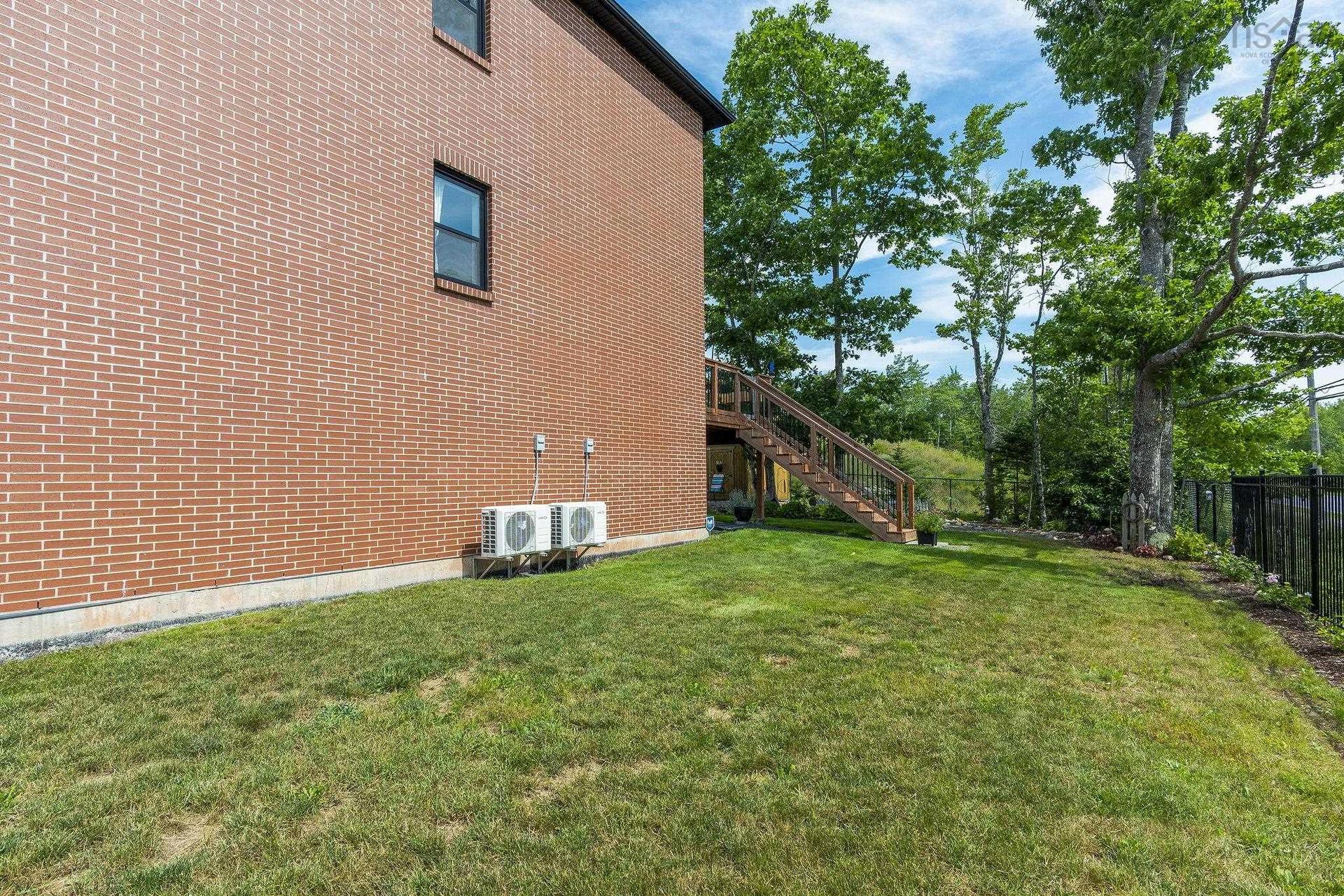 2 Owdis Avenue, Lantz, NS - Outdoor