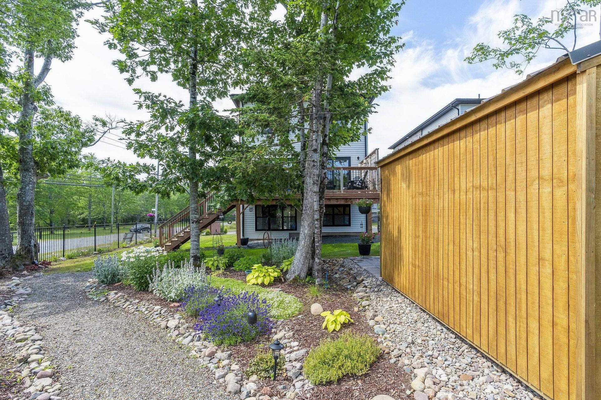 2 Owdis Avenue, Lantz, NS - Outdoor