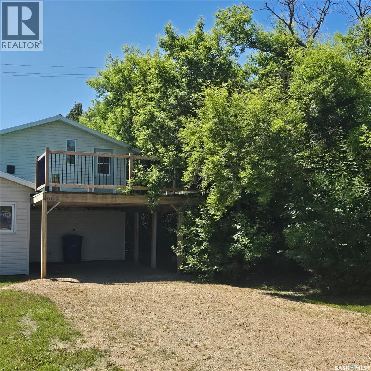 608 Whyte Street, Loreburn, SK