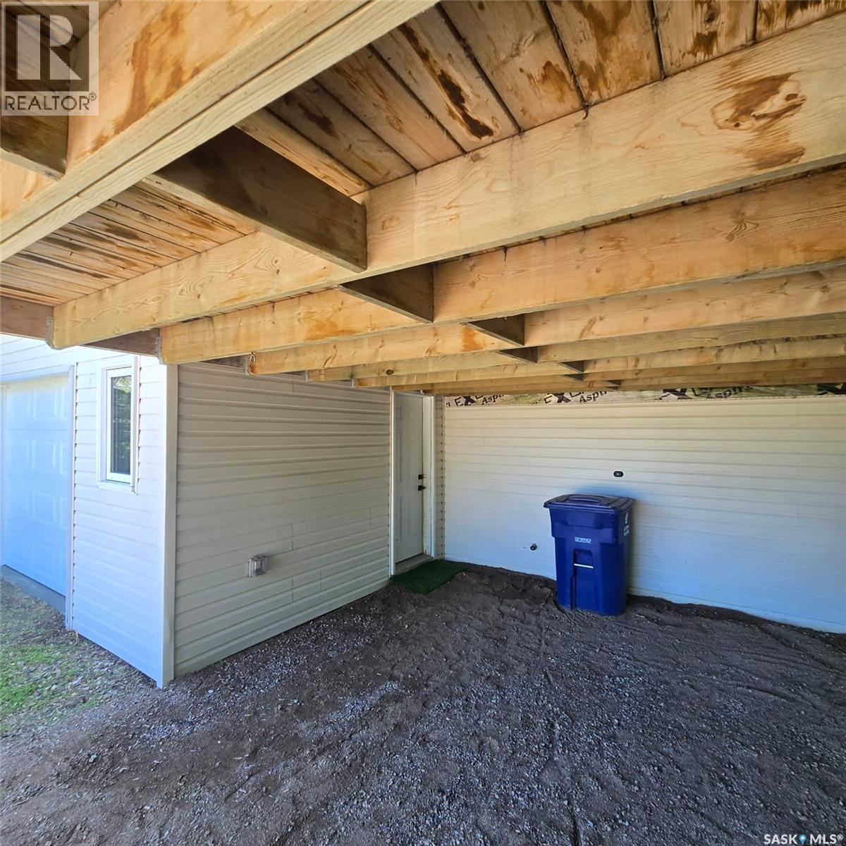 608 Whyte Street, Loreburn, SK
