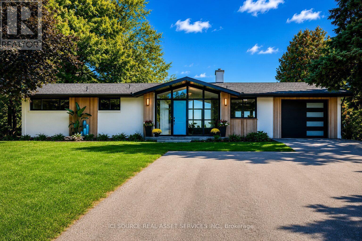 50 Oak Avenue, Hamilton, ON - Outdoor With Facade