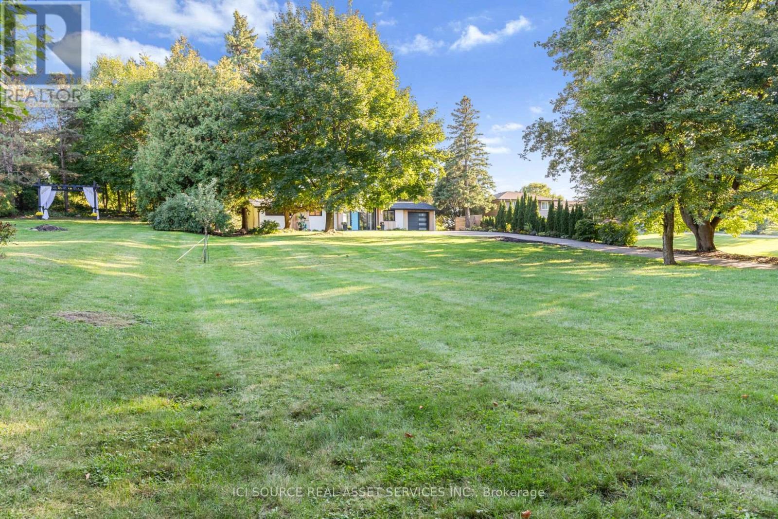 50 Oak Avenue, Hamilton, ON - Outdoor