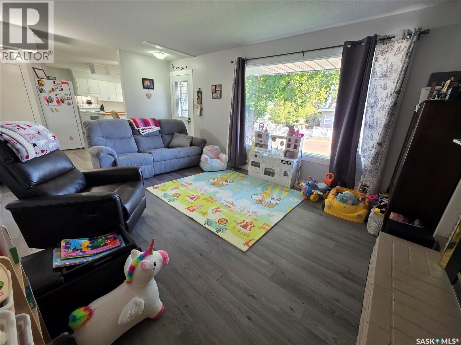 303 13Th Avenue Ne, Swift Current, SK