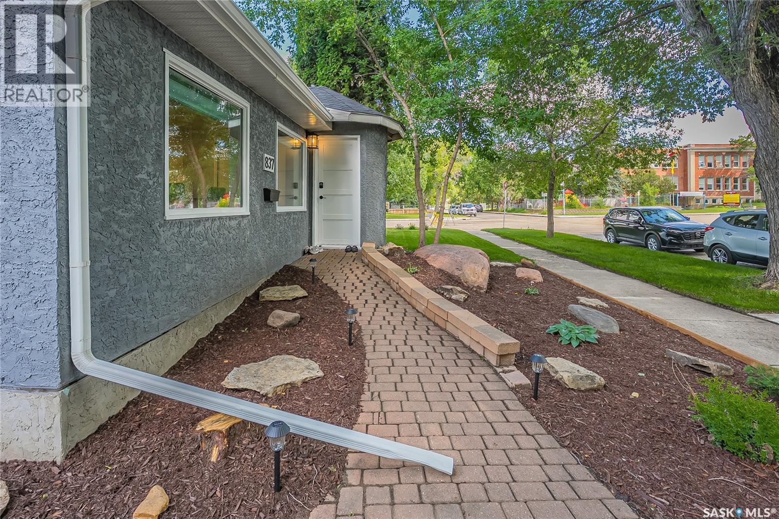 837 5Th Street E, Saskatoon, SK