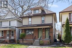 835 MOY Unit# UPPER Windsor, ON N9A 2N7