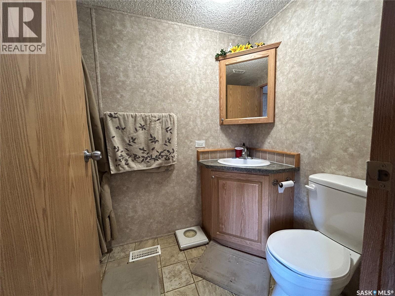 619 1St Avenue E, Choiceland, SK