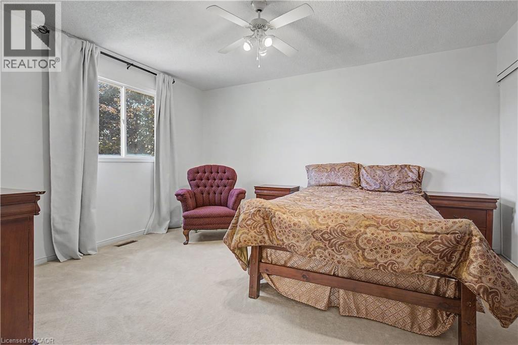 194 Glenvalley Drive, Cambridge, ON - Indoor Photo Showing Bedroom
