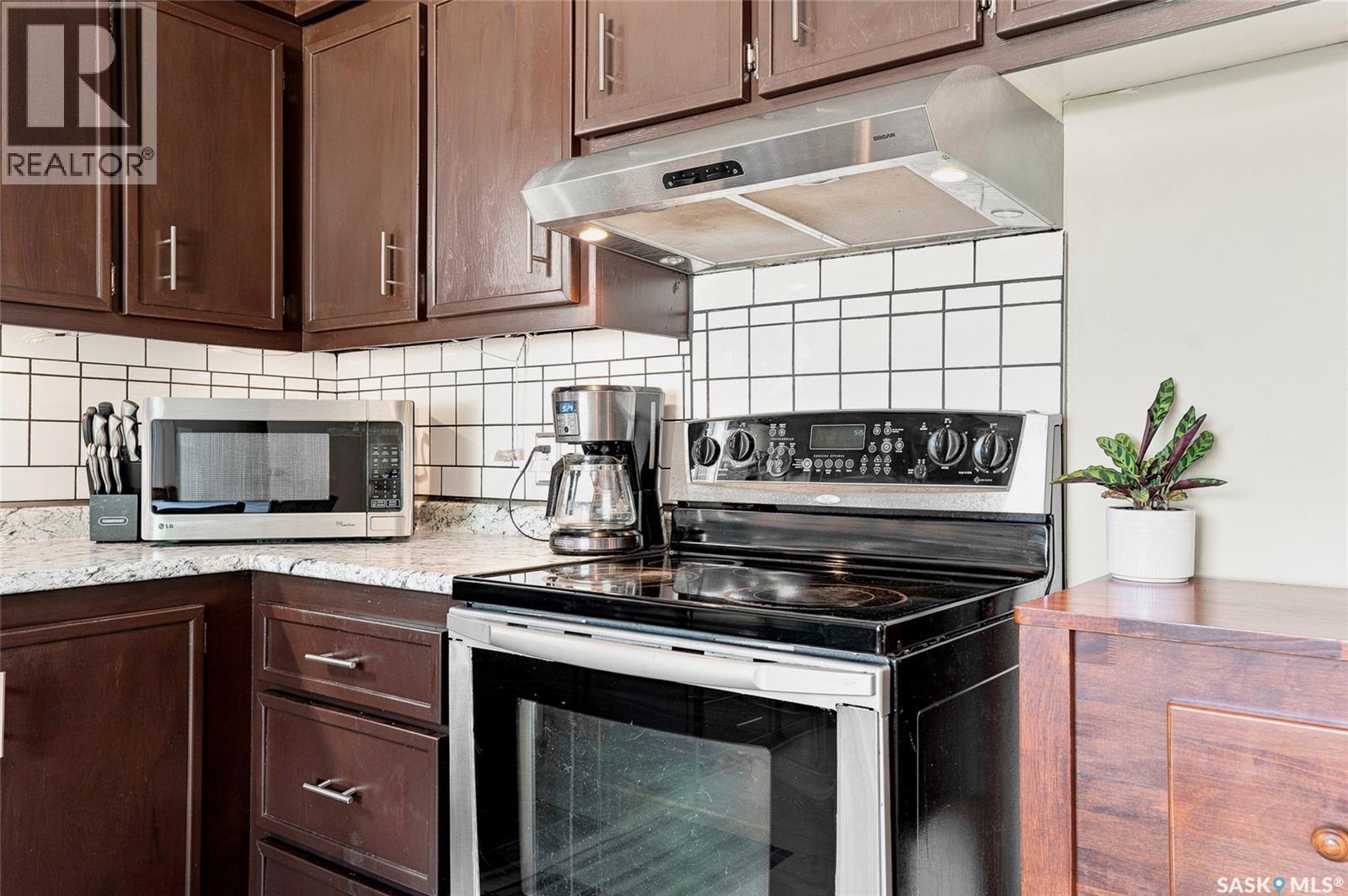 118 Evans Street, Saskatoon, SK