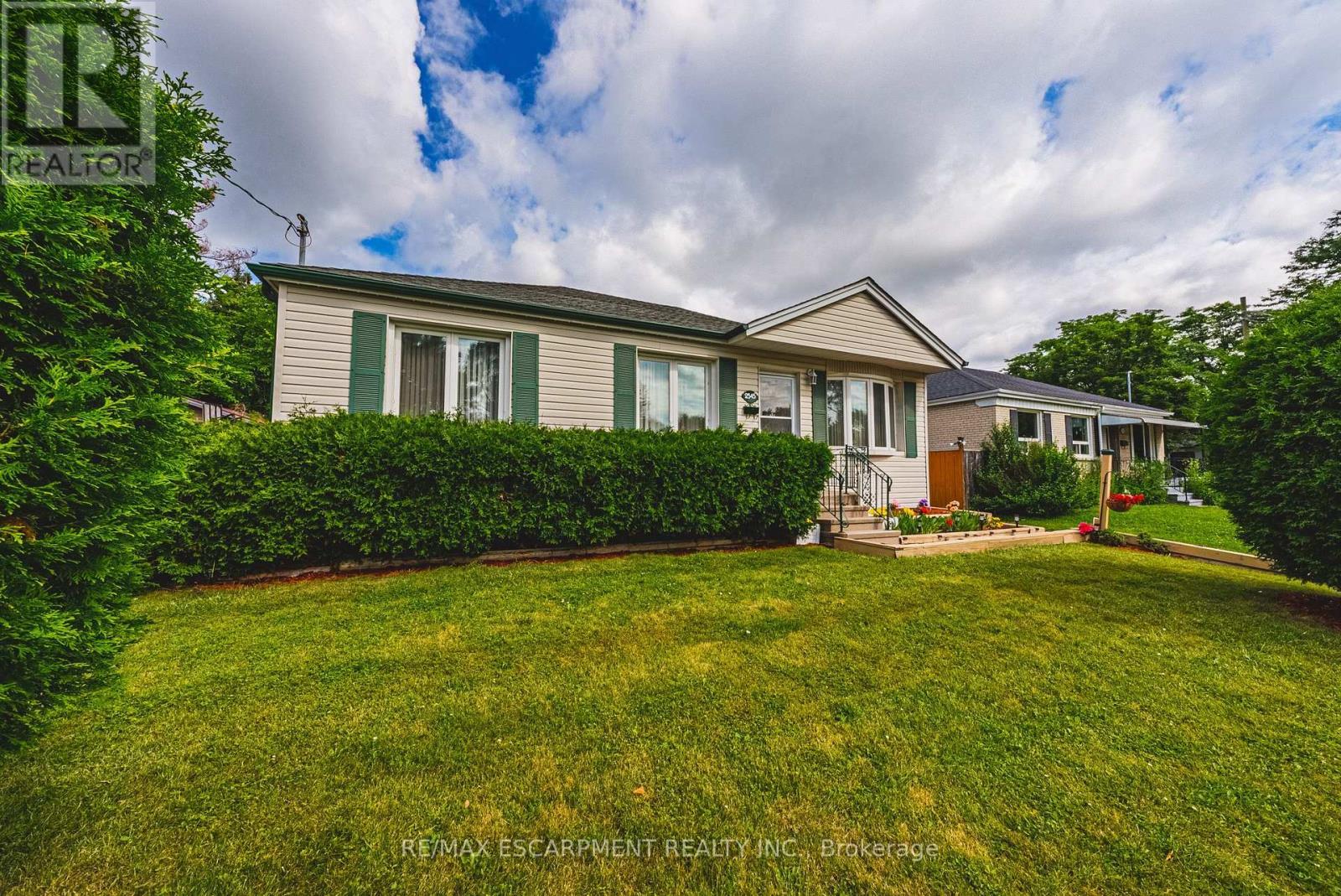 2345 Gibbon Street, Burlington, ON - Outdoor