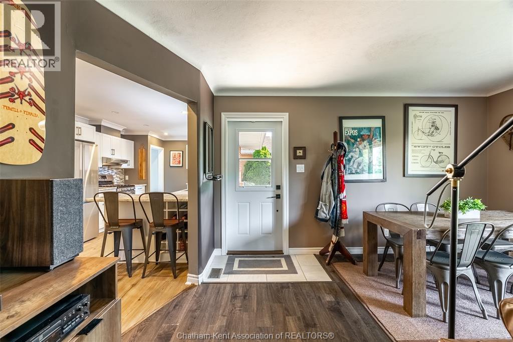 71 Mcfarlane Avenue, Chatham, ON - Indoor