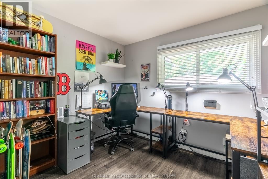 71 Mcfarlane Avenue, Chatham, ON - Indoor Photo Showing Office